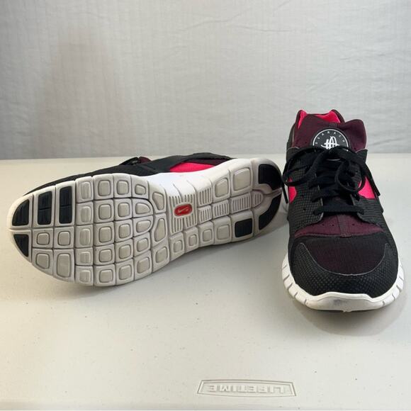 Nike Air Huarache Free Run “Bred” Black Mahogany Sneakers Men’s Size 9 EUR 42.5 main image 12